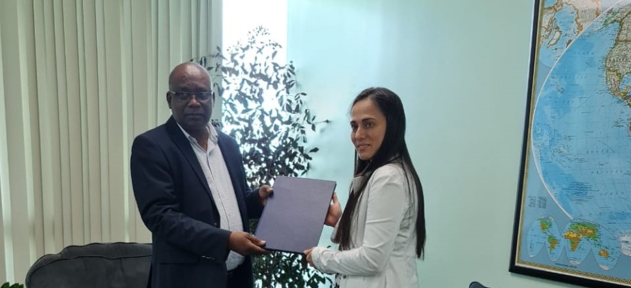Primera Cónsul Honoraria de la Republica de Colombia en Grenada